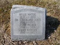 Findagrave  Nellie Waters